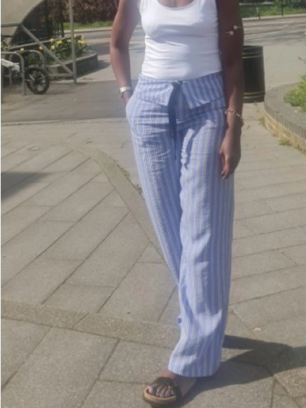 Zara pants - Picture 2 of 10